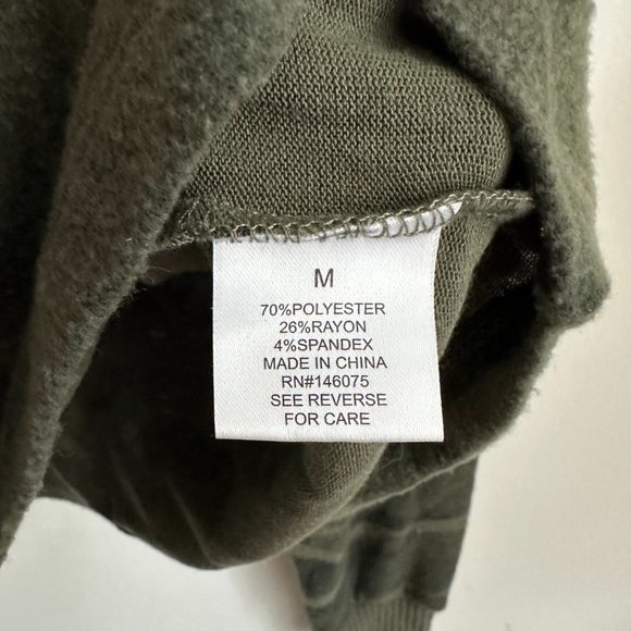 MICHELE B. GREEN CAMO SOFT HOODED LONG SLEEVE SWEATER WITH NECK TIES MEDIUM - Picture 4 of 6